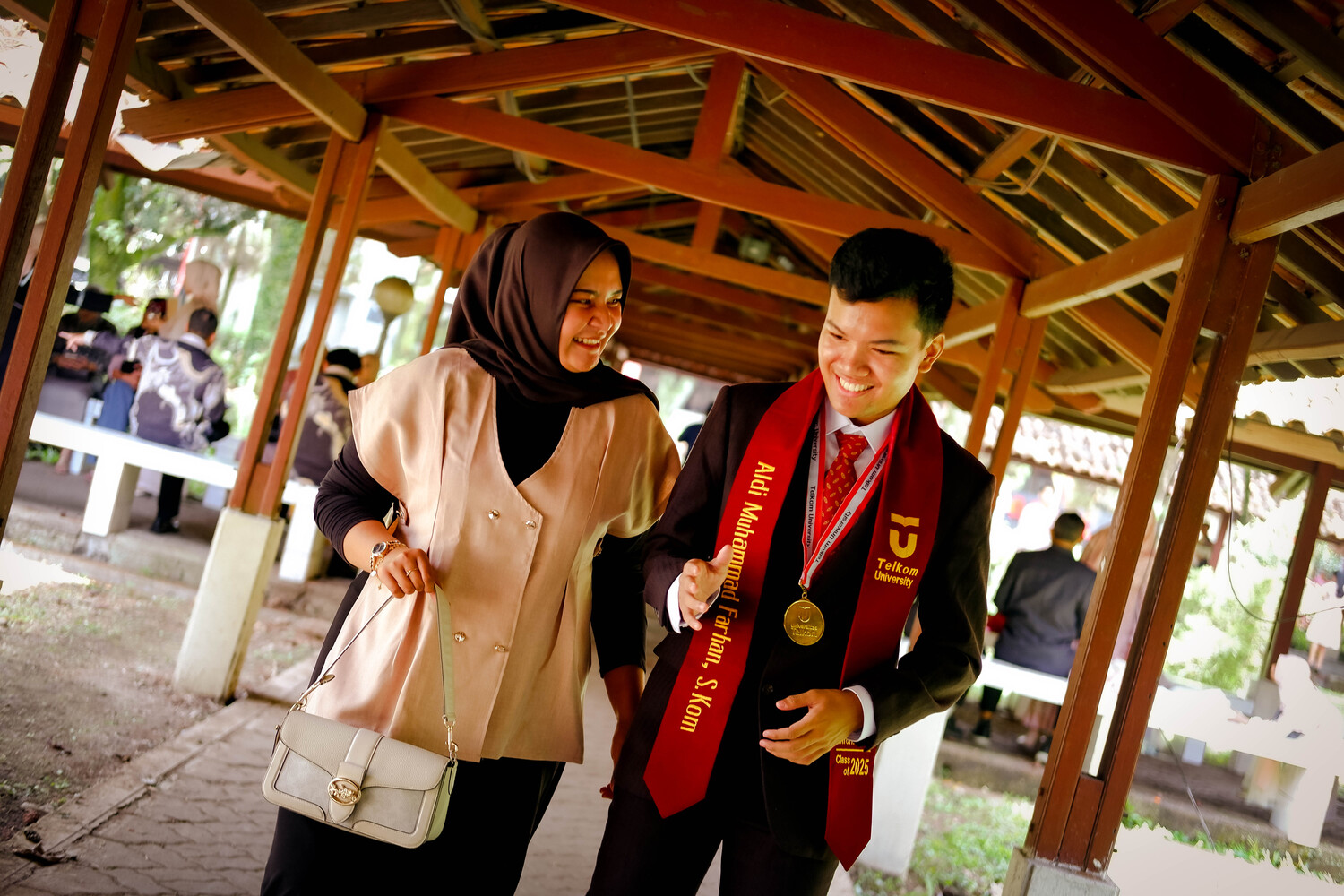 Graduation Session 19