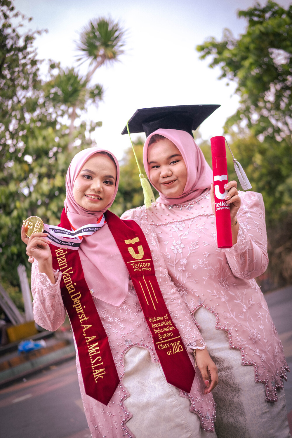 Graduation Session 28