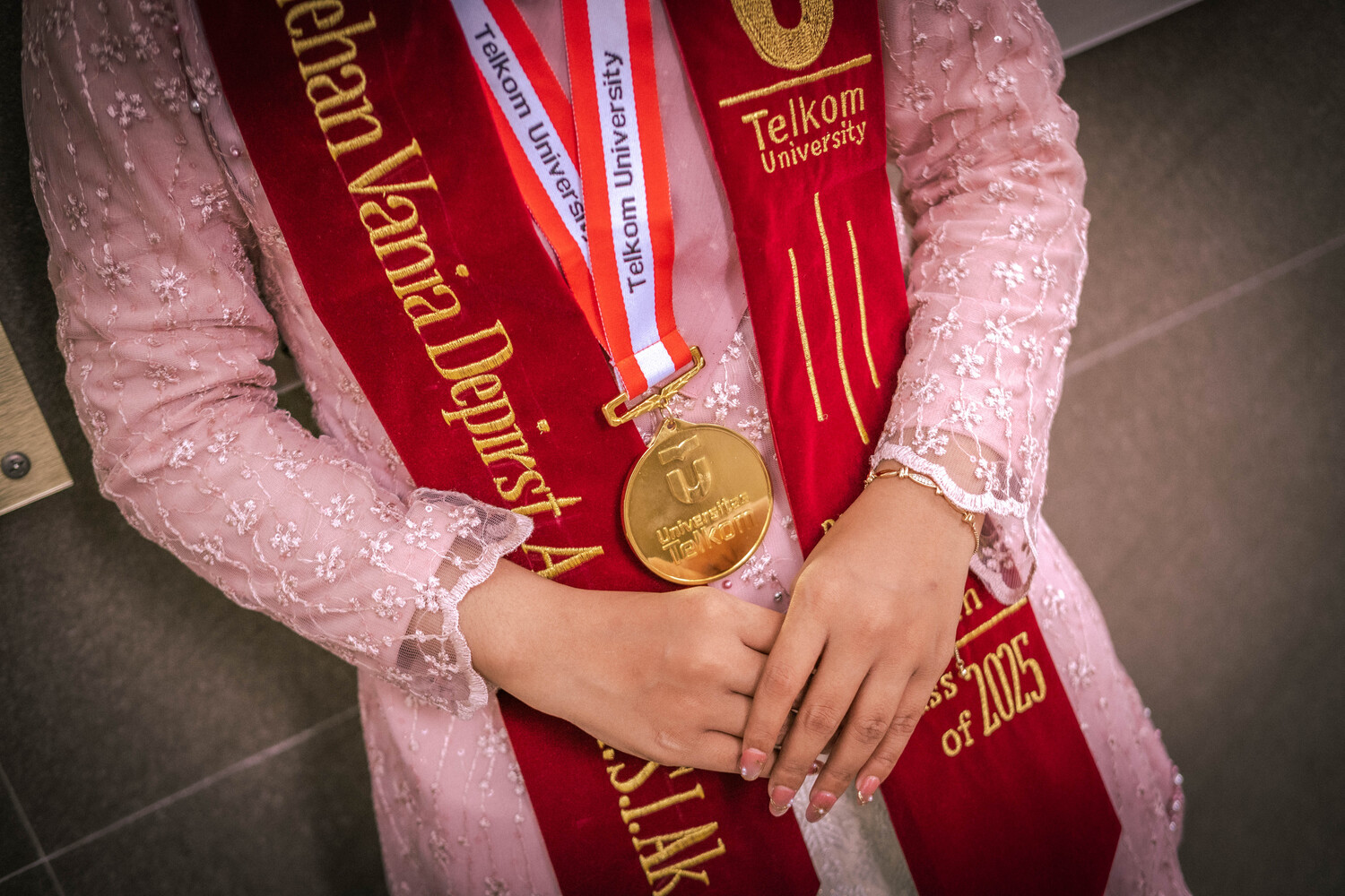 Graduation Session 30