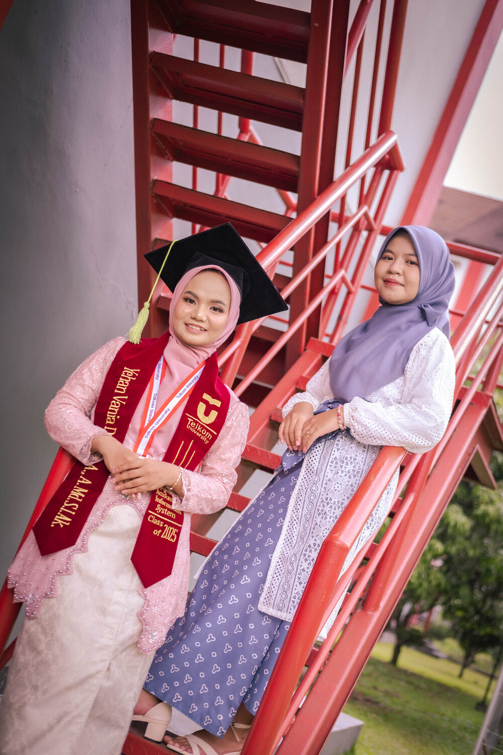 Graduation Session 32