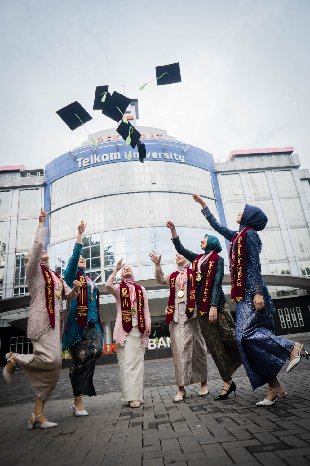 Graduation Session 46